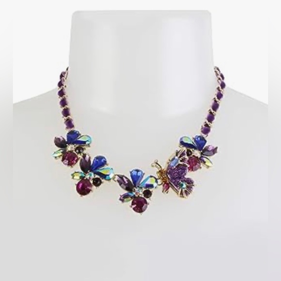 NWT Betsy Johnson Women’s Butterfly Gem Necklace